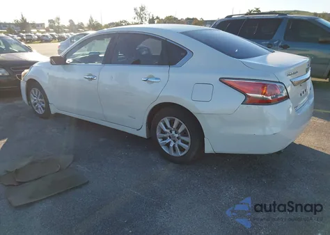 2014 Nissan Altima 2.5 S from USA, damaged, VIN 1N4AL3AP7EC281184